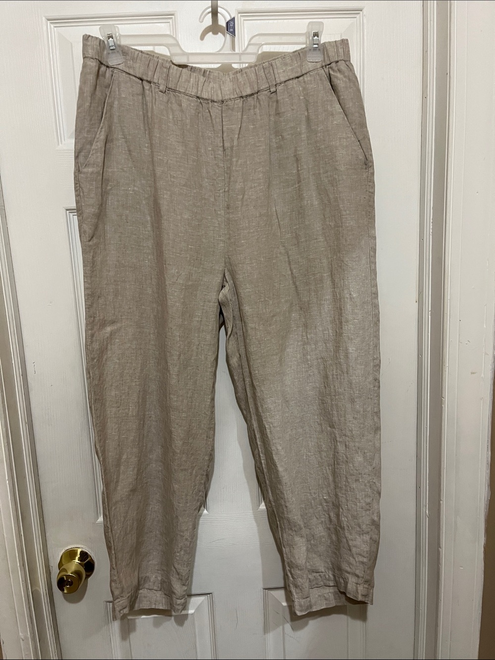 Quince Beige Linen-Blend Relaxed Chinos
